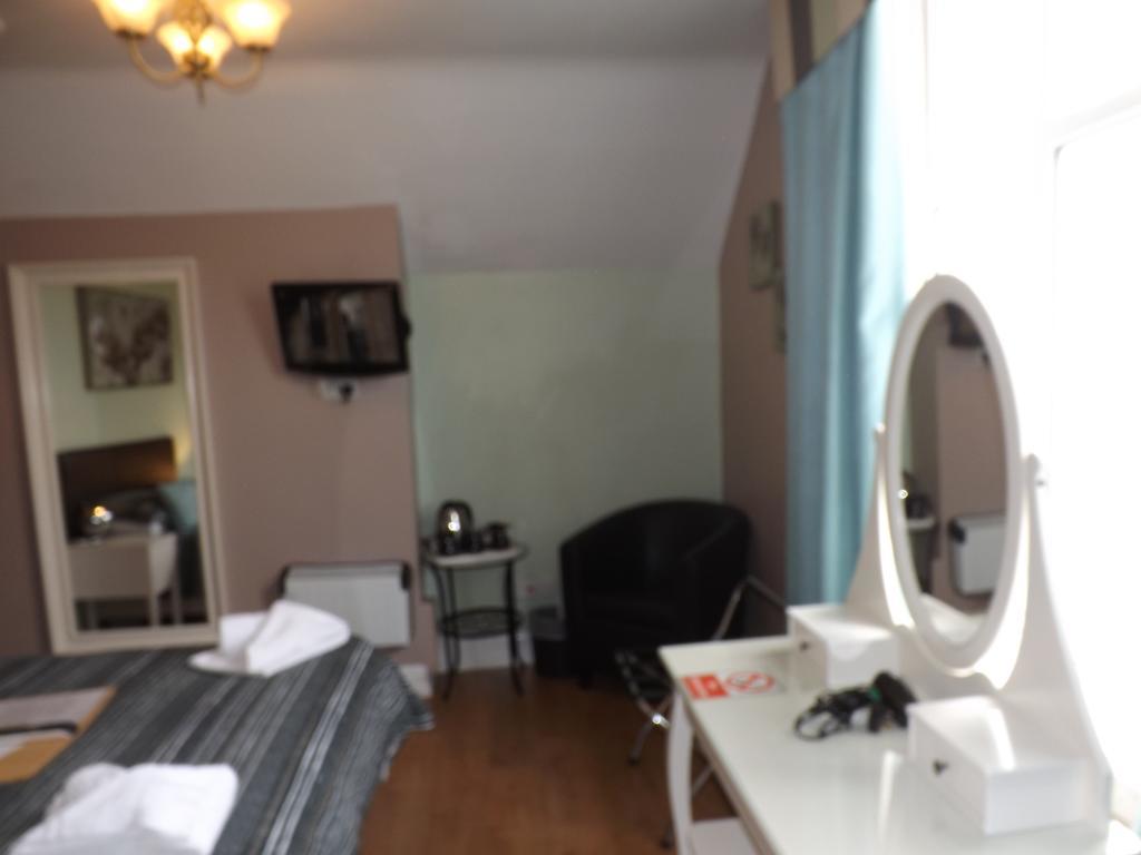 Shirley B & B Борнмут Екстер'єр фото