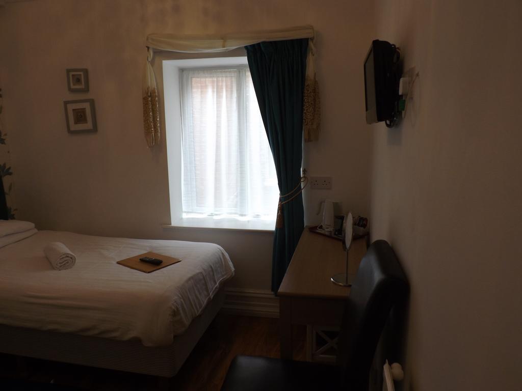 Shirley B & B Борнмут Екстер'єр фото
